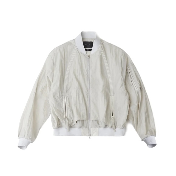 IISA - Picture 1 of 4